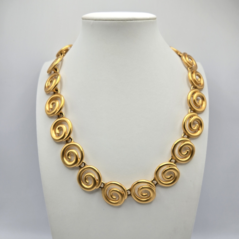 Ann Klein Choker Necklace Goldtone Chunky Swirl 1980s Mogul Mobwife Lion Vintage - Picture 1 of 6